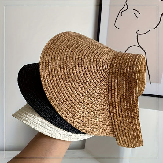 "Opvouwbare zonneklep met brede rand, beige, zwart of navy, biedt stijl en zonbescherming voor zonnige dagen."