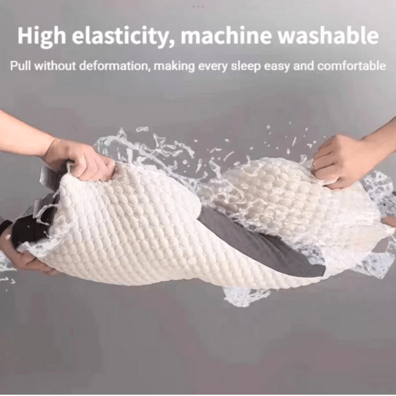 Orthopedisch kussen in zijaanzicht voor nek- en rugondersteuning, wit, ergonomische vorm, geschikt voor alle slaaphoudingen.