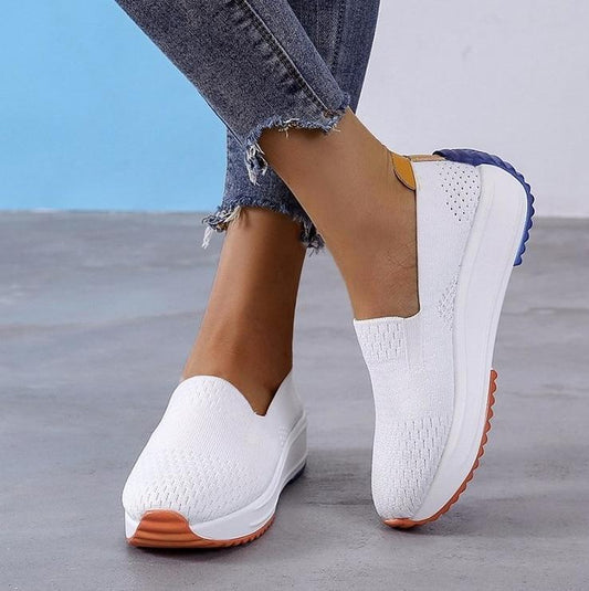 "Orthopedische sportschoenen voor dames, stijlvol blauw ontwerp met comfortabele pasvorm en hoogwaardige materialen."