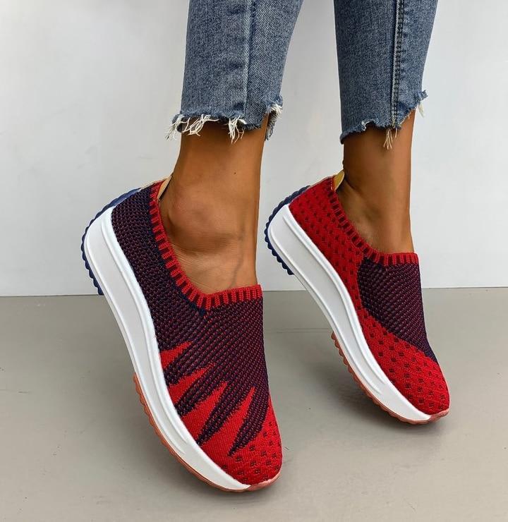 "Orthopedische sportschoenen voor dames, stijlvol blauw ontwerp met comfortabele pasvorm en hoogwaardige materialen."