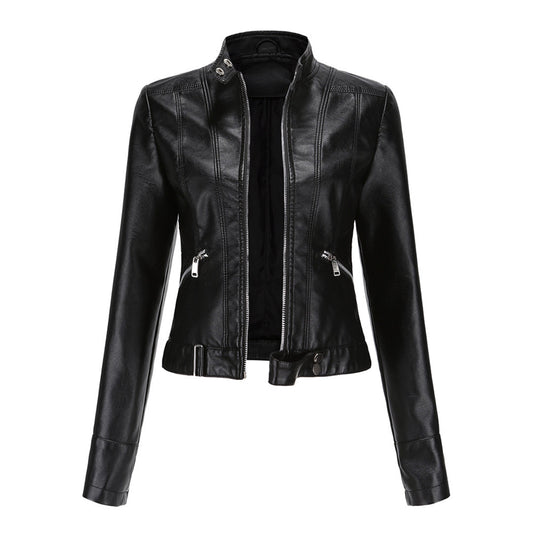 "Rode leren bikerjas voor dames, kort design, stijlvolle en functionele OXANA jas met zakken en luxe uitstraling"