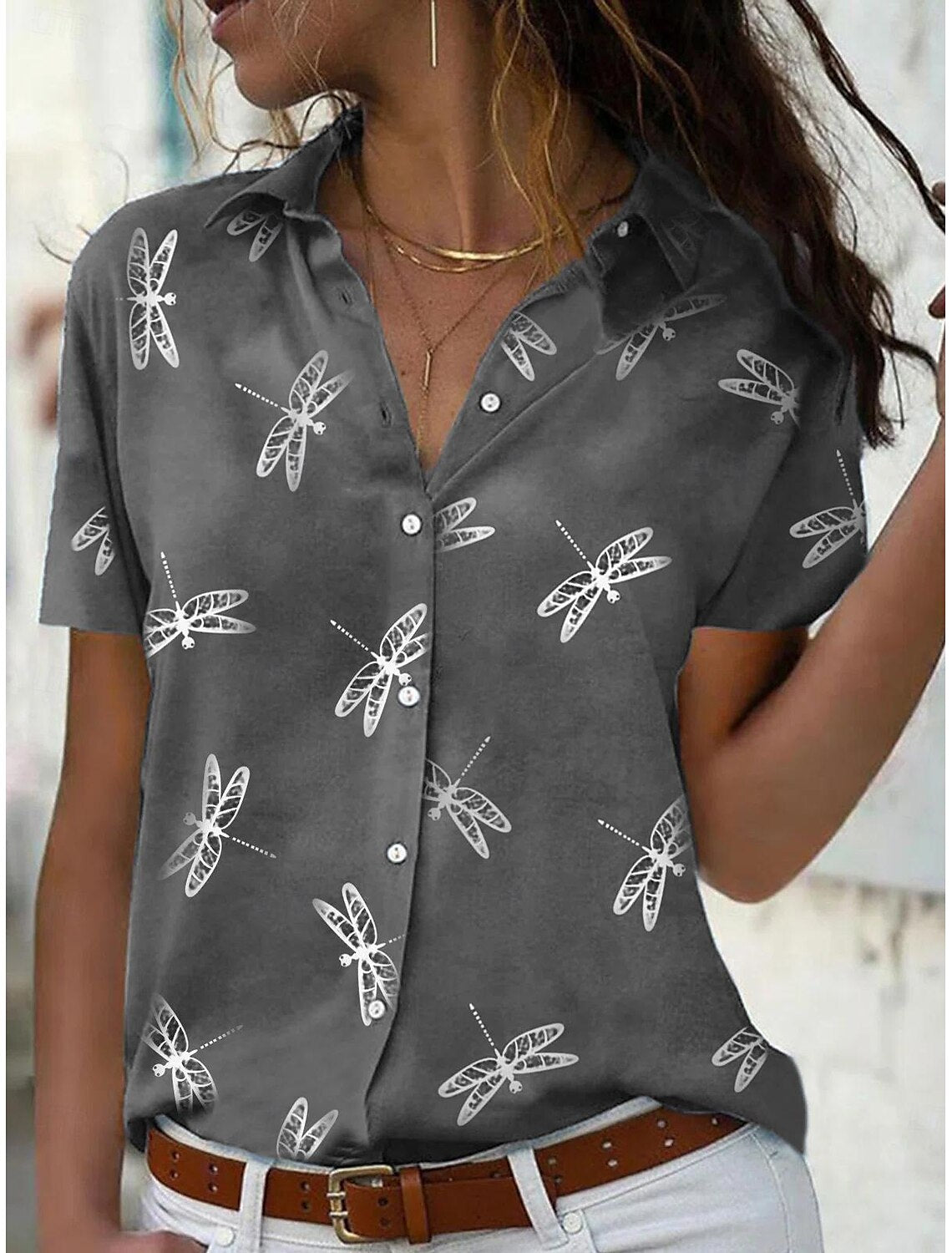 Roze zomershirt voor dames met korte mouwen, licht en ademend voor comfort op warme dagen, stijlvolle relaxte pasvorm.