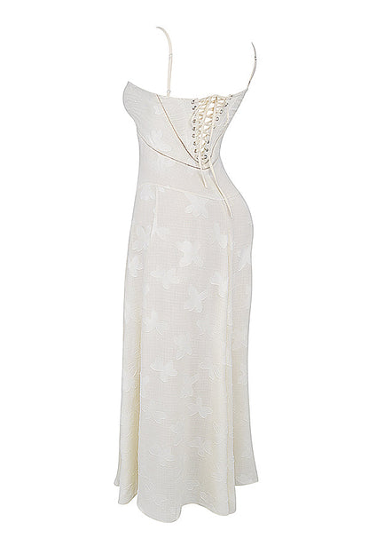 "Rugloze Elvina maxi jurk met geborduurde details, elegante lange jurk voor zomerse gelegenheden in vrouwenmode"