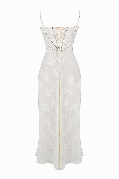 "Rugloze Elvina maxi jurk met geborduurde details, elegante lange jurk voor zomerse gelegenheden in vrouwenmode"