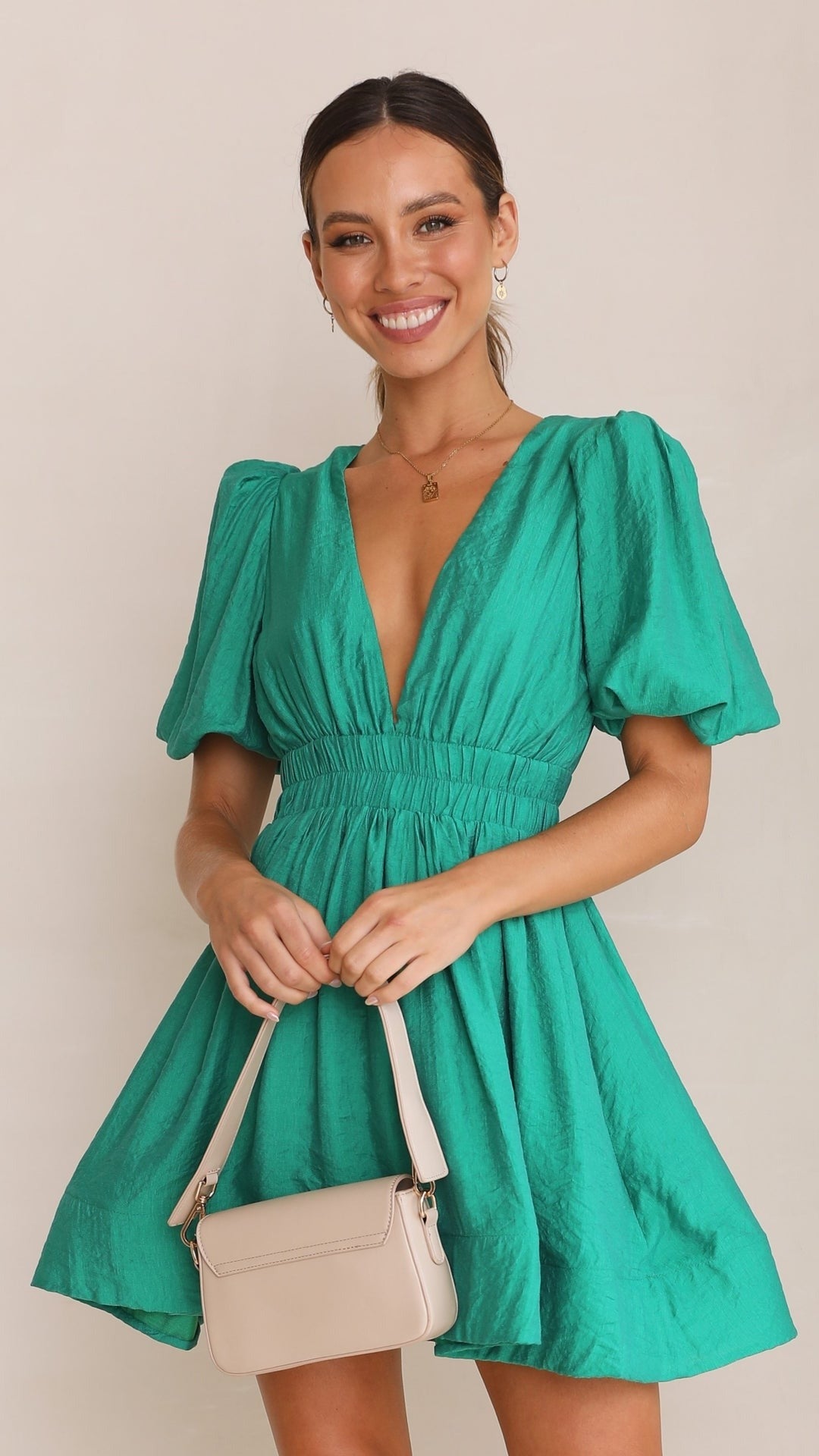 "Sifra zomerjurk met vierkante hals en pofmouwen, lichtblauwe elegante mini dress met flared rok voor damesmode"