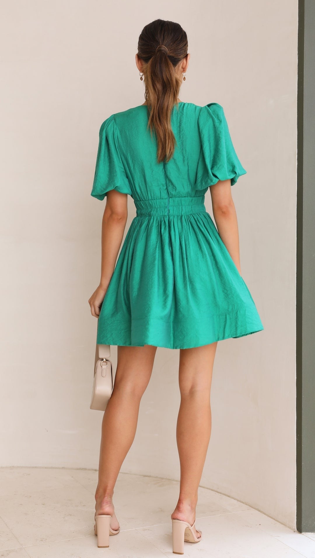 "Sifra zomerjurk met vierkante hals en pofmouwen, lichtblauwe elegante mini dress met flared rok voor damesmode"