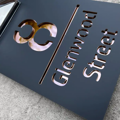 "Solar huisnummer bord met heldere, milieuvriendelijke verlichting, weerbestendig en eenvoudig te onderhouden, geen bedrading