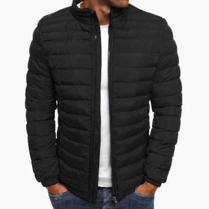 "Stijlvol lichtgewicht zomerjack voor heren, elegant design, veelzijdig en ademend, perfect voor zomerse dagen."