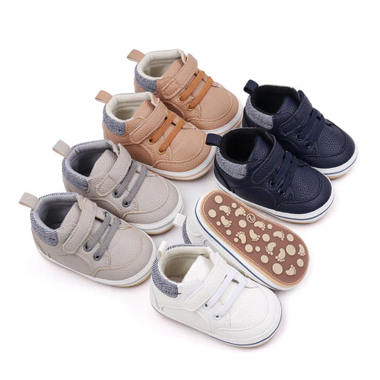 "Stijlvolle babyschoenen met zachte zolen, antislip en modieuze kleuren, ideaal voor eerste stapjes en comfortabel lopen."