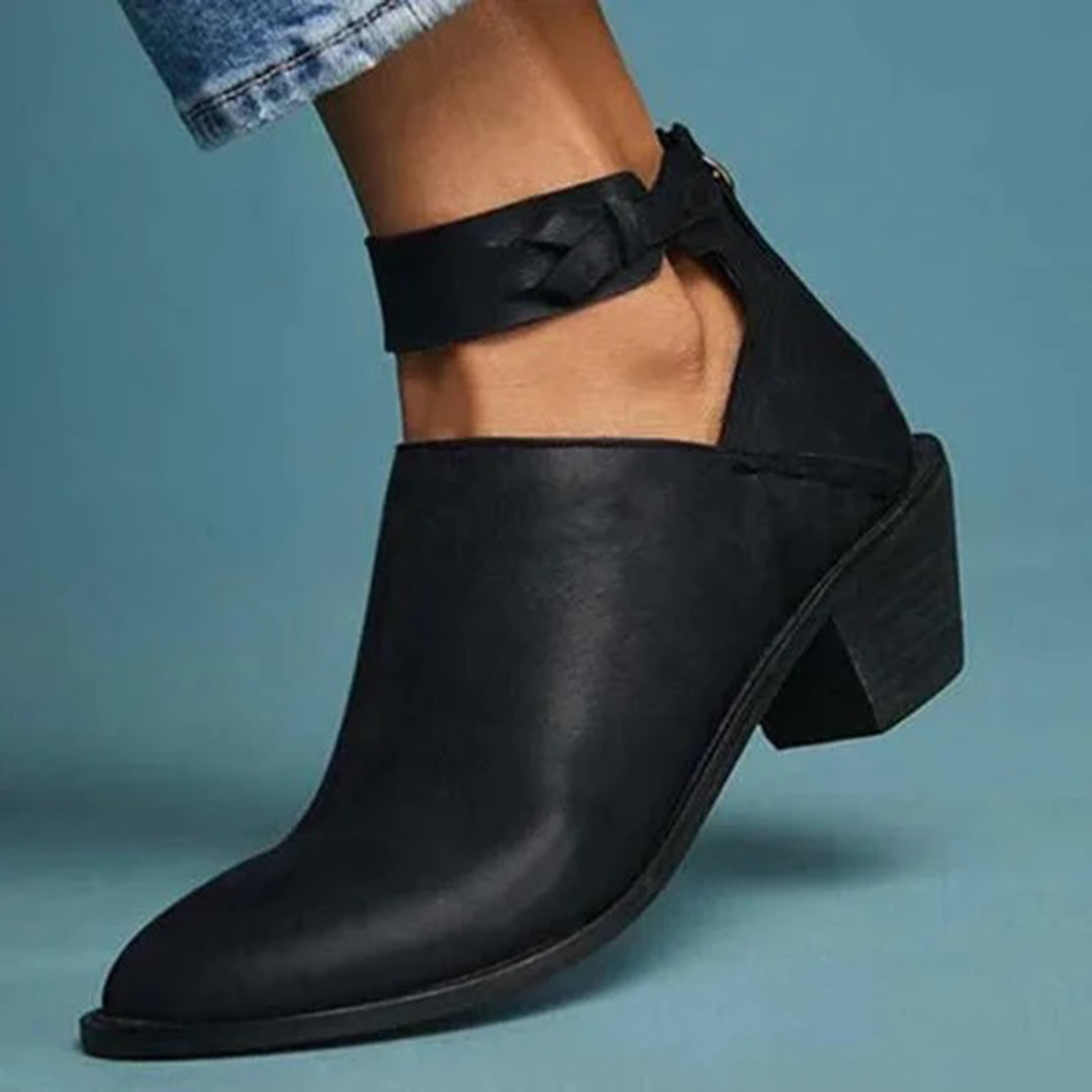 "Stijlvolle beige orthopedische damesschoenen met ergonomische zool en elegante uitstraling voor dagelijks comfort."
