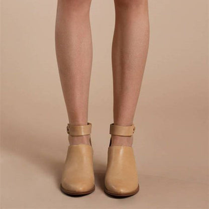 "Stijlvolle beige orthopedische damesschoenen met ergonomische zool en elegante uitstraling voor dagelijks comfort."