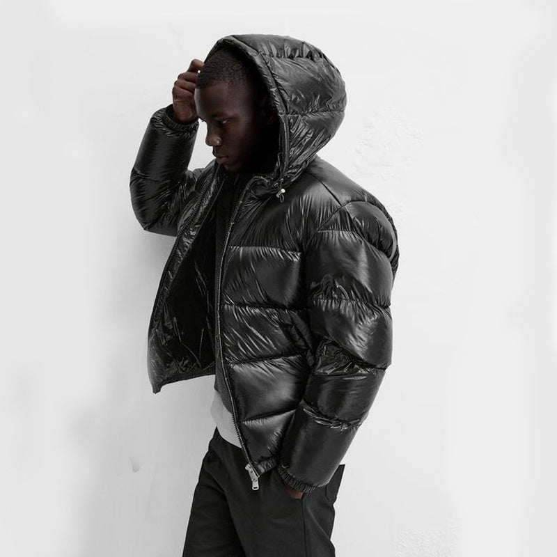 "Stijlvolle effen pufferjas voor mannen, strak minimalistisch design, comfortabele pasvorm en zijzakken, ideaal voor winterda