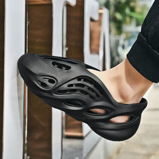 Stijlvolle heren zomerschoenen met ademend ontwerp, lichtgewicht en antislipzool voor comfort en grip in de zomer.