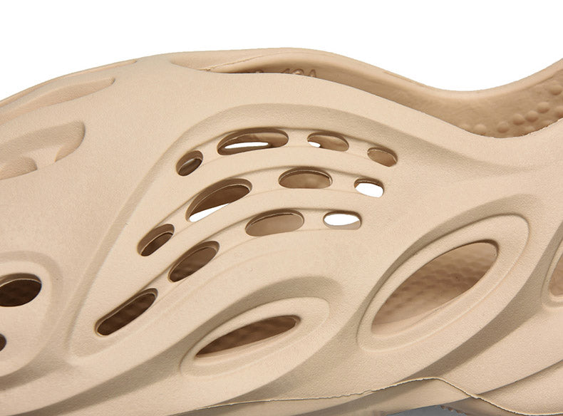 Stijlvolle heren zomerschoenen met ademend ontwerp, lichtgewicht en antislipzool voor comfort en grip in de zomer.