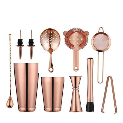 "Stijlvolle roestvrijstalen cocktailshaker set met essentiële accessoires voor thuiscocktails, ideaal voor elke thuisbar."