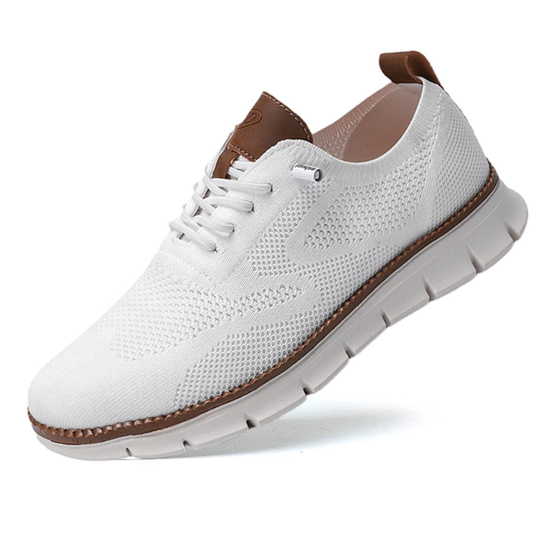 "Stijlvolle vegan schoenen, gemaakt van Italiaans vegan leer, met een elegant ontwerp en uitneembaar memory foam voetbed."