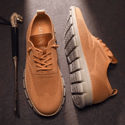 "Stijlvolle vegan schoenen, gemaakt van Italiaans vegan leer, met een elegant ontwerp en uitneembaar memory foam voetbed."