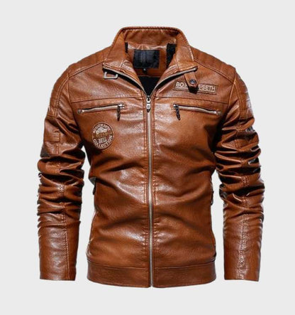 "Stoere zwarte leren herenjas, iconisch design met subtiele naden en praktische zakken voor een moderne, mannelijke uitstrali