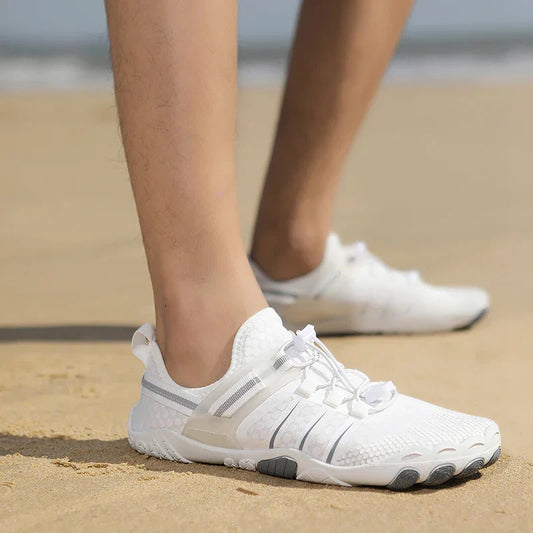 "Uniseks waterschoenen sneldrogend mesh met antislip zool, ideaal voor all-terrain gebruik in natte omstandigheden."