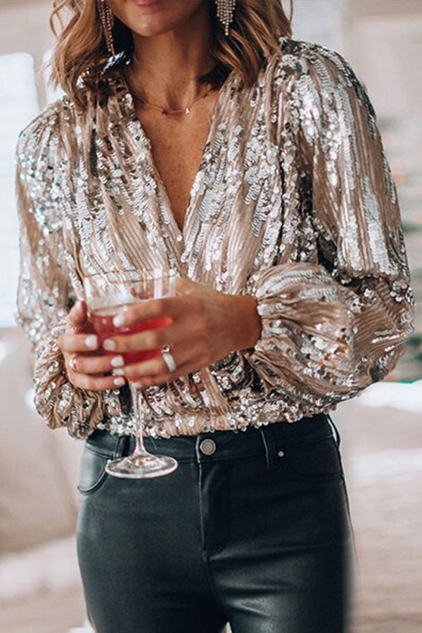 "Valeria Glamour Blouse, V-hals, pailletten, ballonmouwen, elegante top, vrouwenkleding, feestelijk en stijlvol."