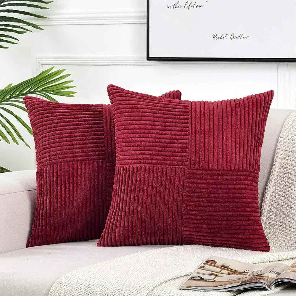 Vierkante kussenhoes van zacht ribfluweel, 45x45 cm, met geribbelde structuur in diverse kleuren en verborgen ritssluiting.
