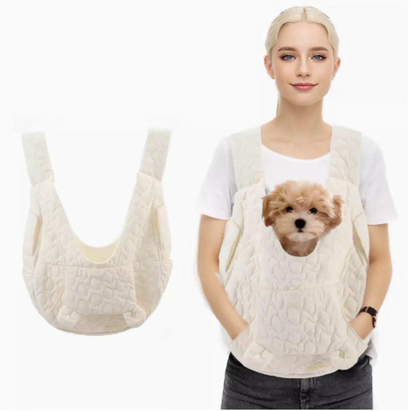 "Waterdichte en comfortabele dierendrager met verstelbare riemen voor huisdieren tot 10 kg, ideaal voor uitstapjes."