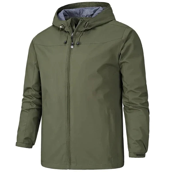 Waterdichte jas voor dames in zwart, stijlvol en veelzijdig, perfect voor regenachtige dagen en winderige omstandigheden.