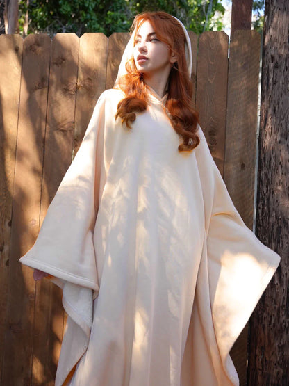 "Zachte oversized hoodie blanket, zijdezachte stof, ademend en warm, beschikbaar in diverse kleuren voor ultiem comfort thuis