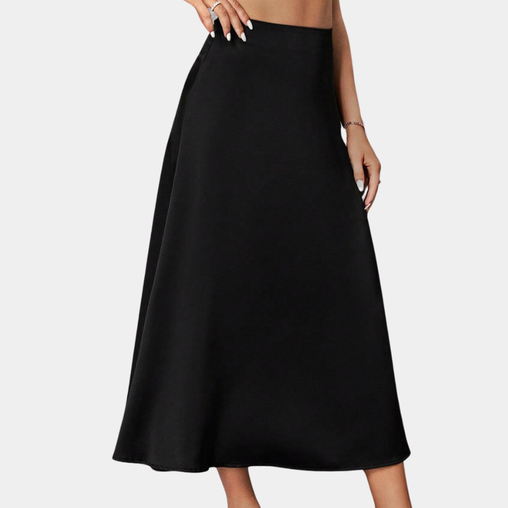Zwarte elegante zomerrok voor dames met vloeiende lijnen, ideaal voor diverse gelegenheden, benadrukt het vrouwelijke silhoue